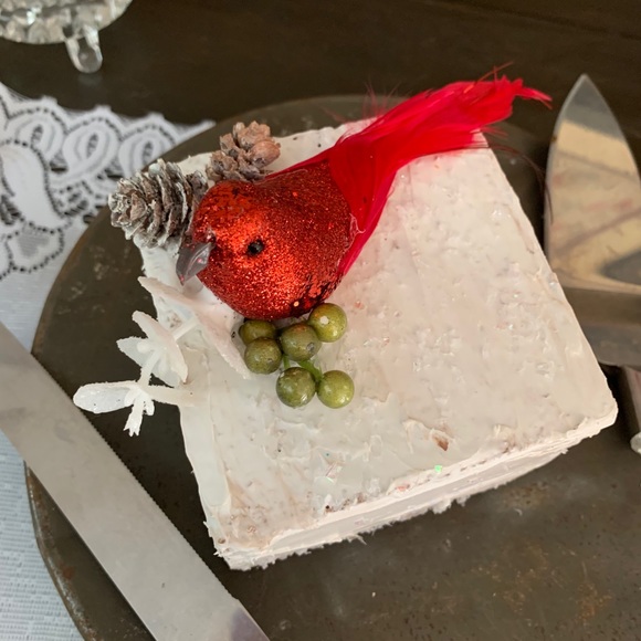 Fake cake - Picture 2 of 2